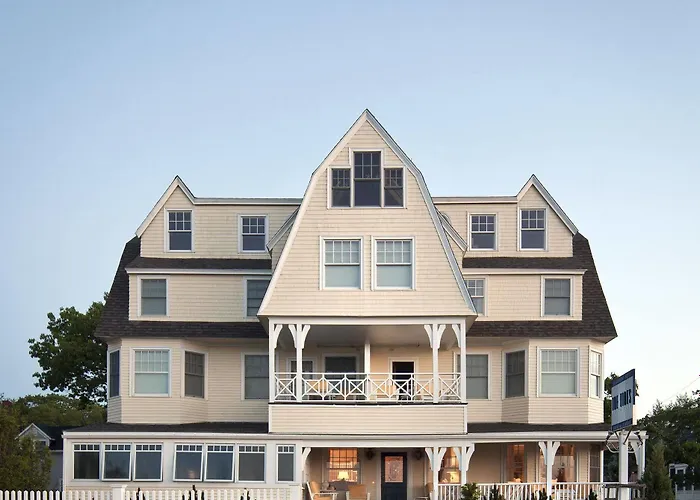 Explore the Best Hotels in Kennebunkport, Maine