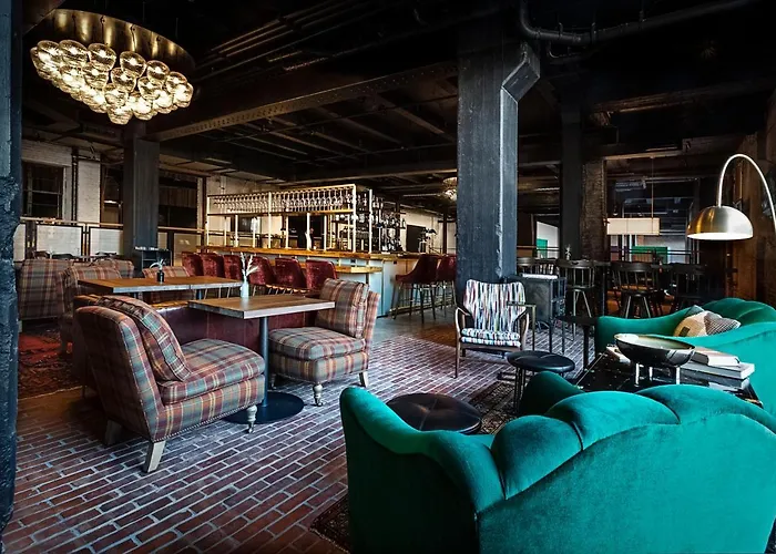 Explore the Best Hotels Kansas City Has to Offer